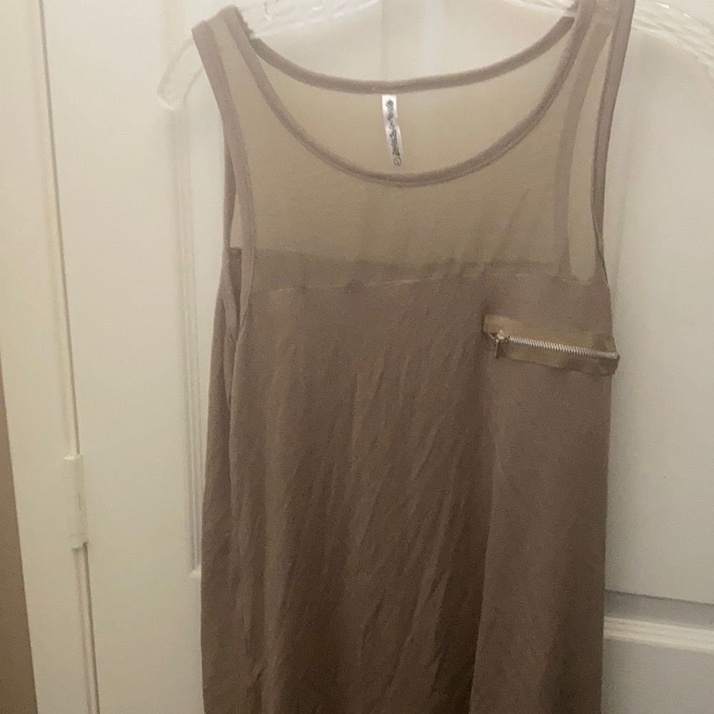 FINAL MARKDOWN Ladies splash top Large
